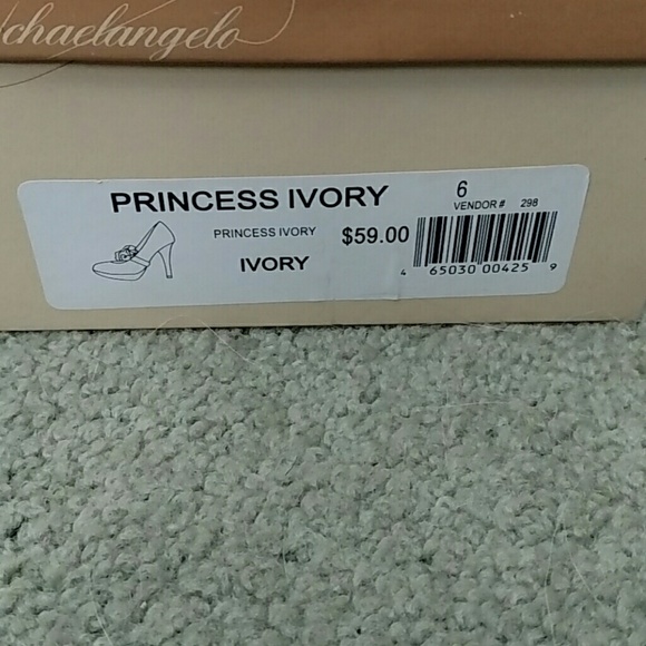 🎉Clearance🎉DB wedding shoes👠💍 - Picture 2 of 6